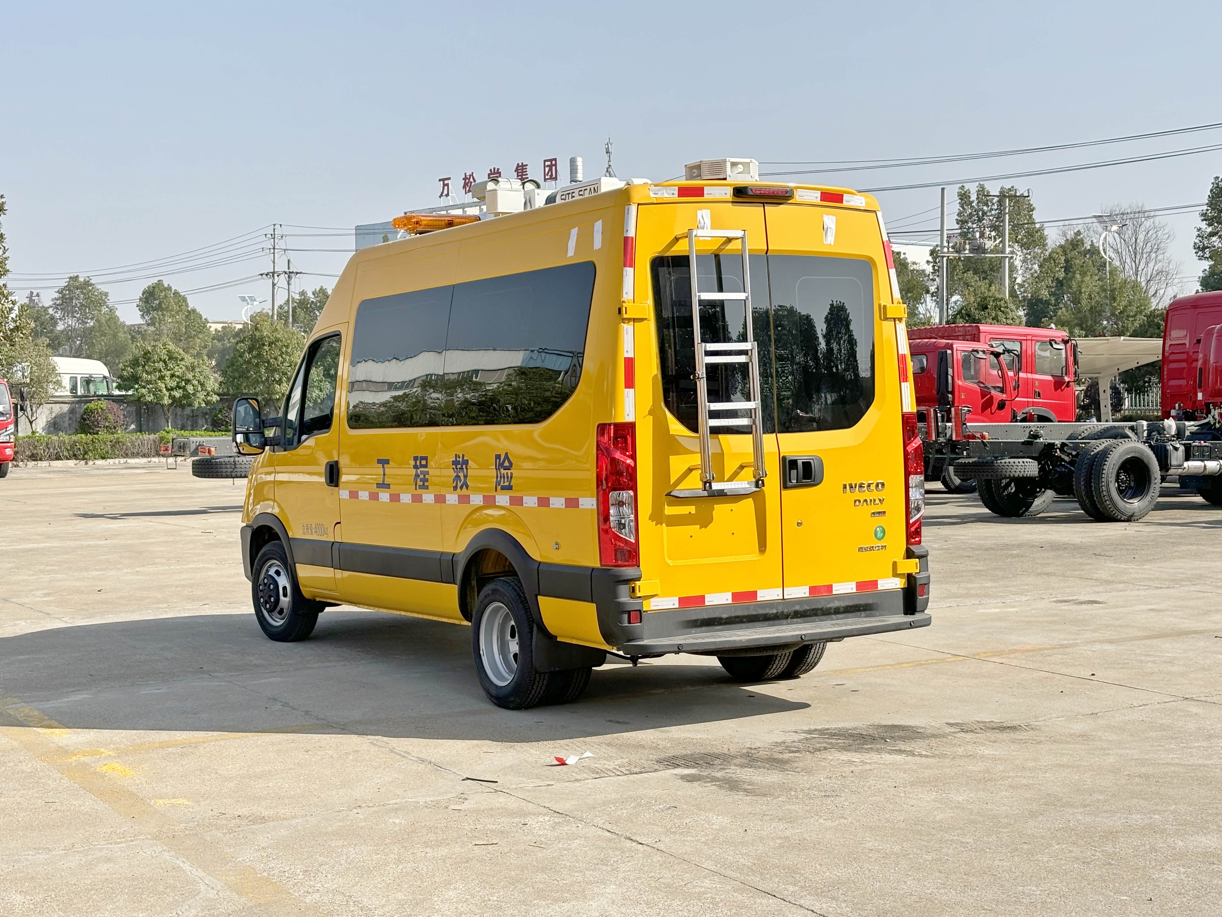 ���S��(y��ng)�����U܇